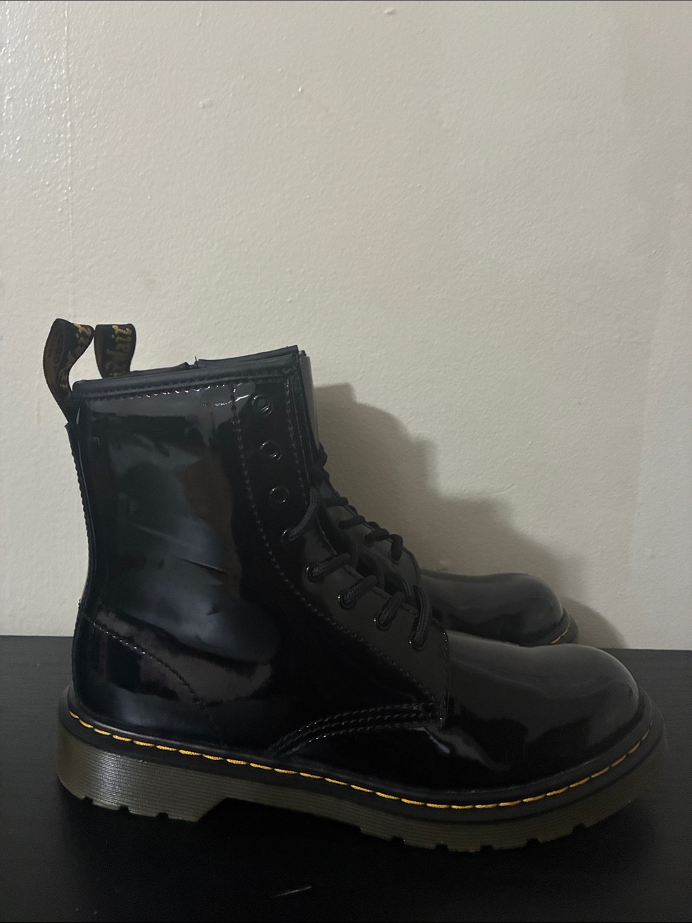 Dr. Martens 1460 patent leather boots in black women size 5 M 6 L